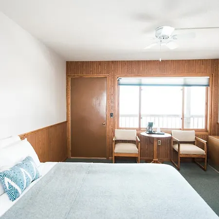 Seagull Bay Motel Bayfield Room photo