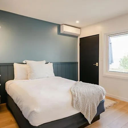 Seagull Bay Motel Bayfield Room photo