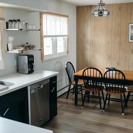 Seagull Bay Motel Bayfield Room photo