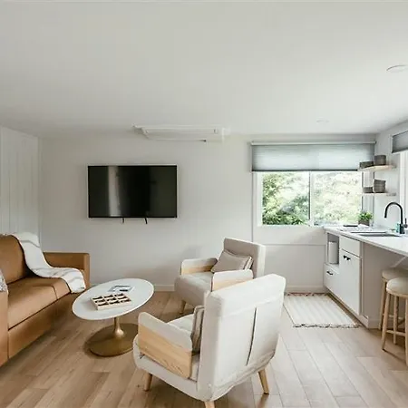 Seagull Bay Motel Bayfield Room photo