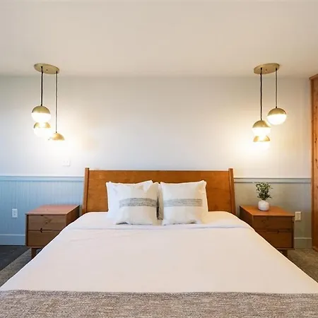 Seagull Bay Motel Bayfield Room photo